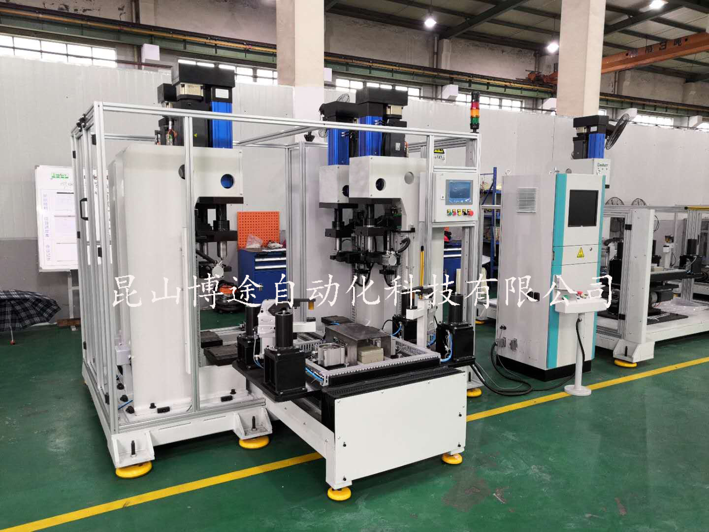 控制臂压套设备